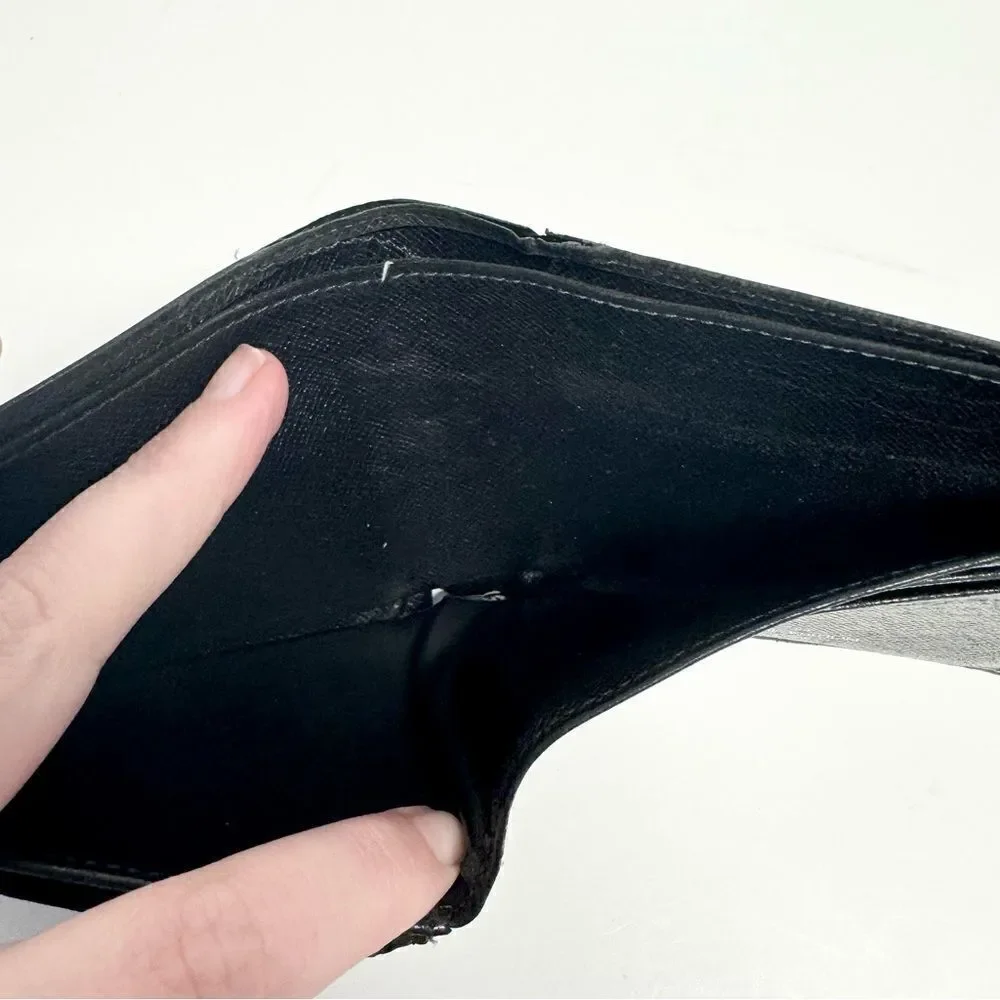 LV Louis Vuitton Black Epi Leather Bifold Wallet Bilfold Multiple Wallet MI0045